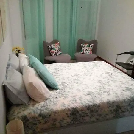 Apartamento T1 *